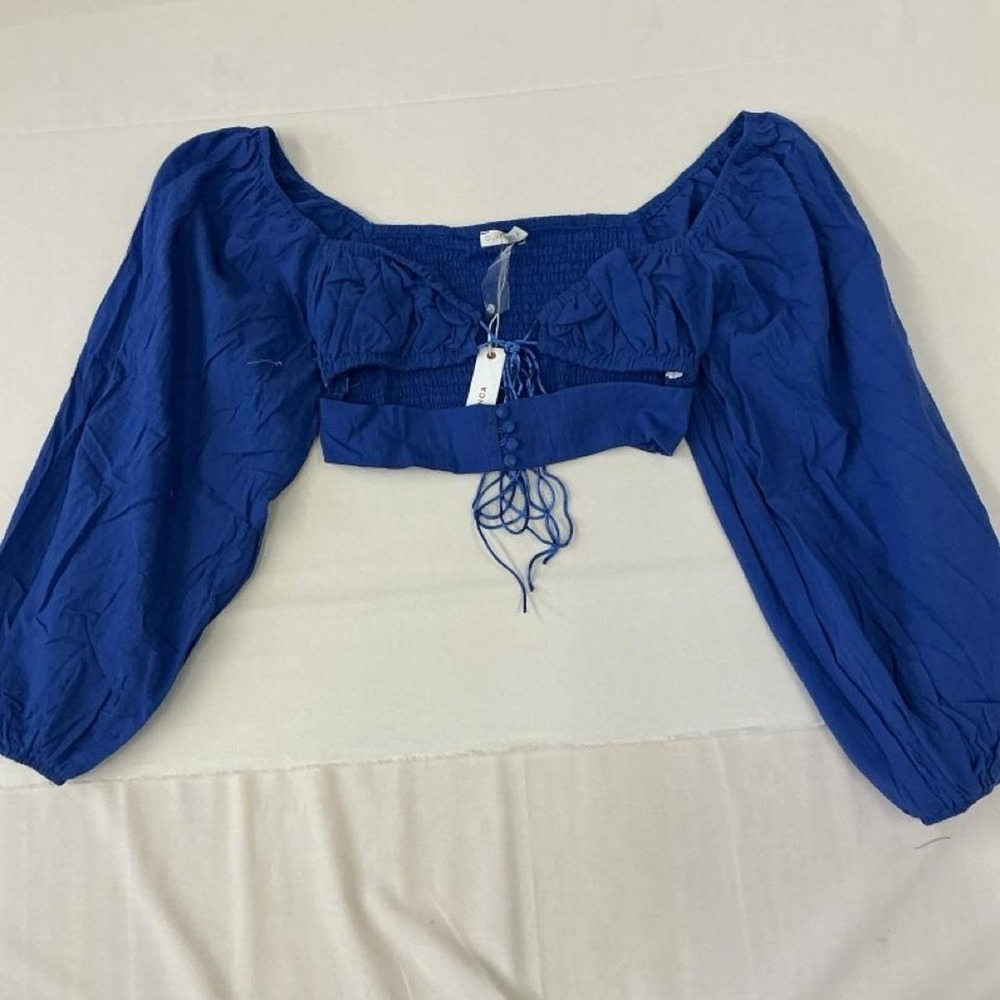 Brand new with tags O. Vianca crop top